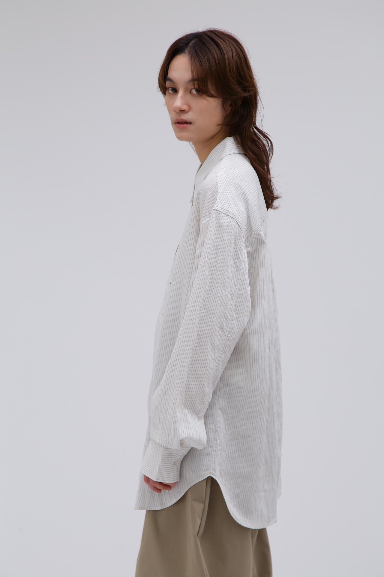 STUDIO NICHOLSON / CRINKLE FINE STRIPE OVERSIZED CLASSIC SHIRT