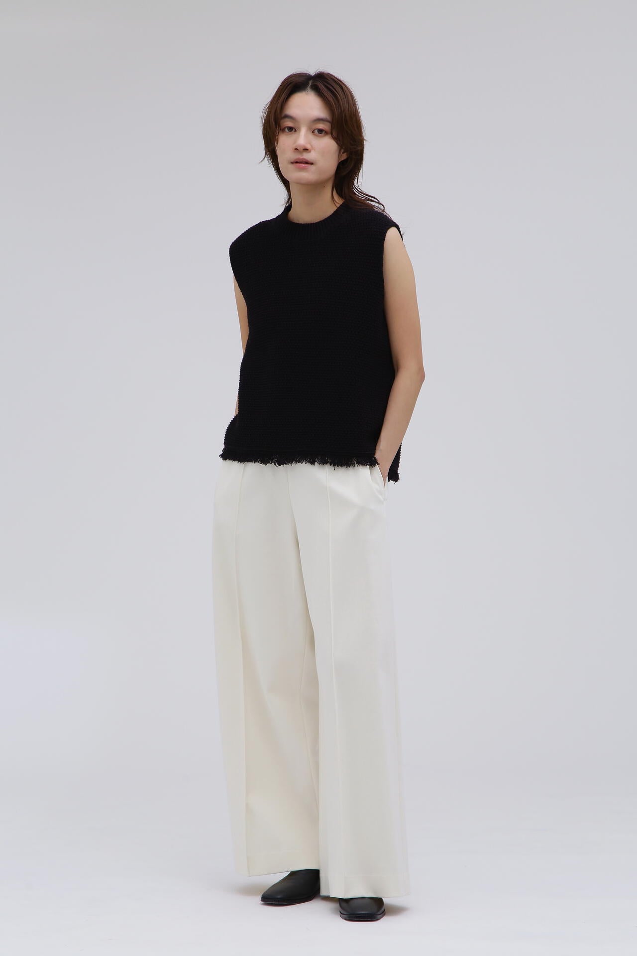 STUDIO NICHOLSON / TEXTURED COTTON 5G VEST