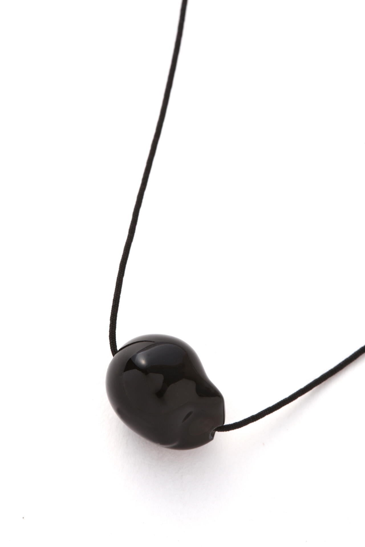R.ALAGAN / DISTORTED STONE CHOKER
