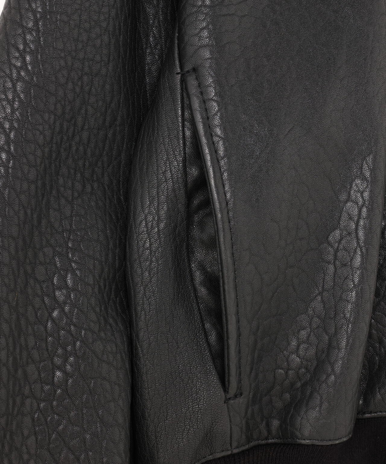 STUDIO NICHOLSON / TEXTURED LEATHER HARRINGTON JACKET
