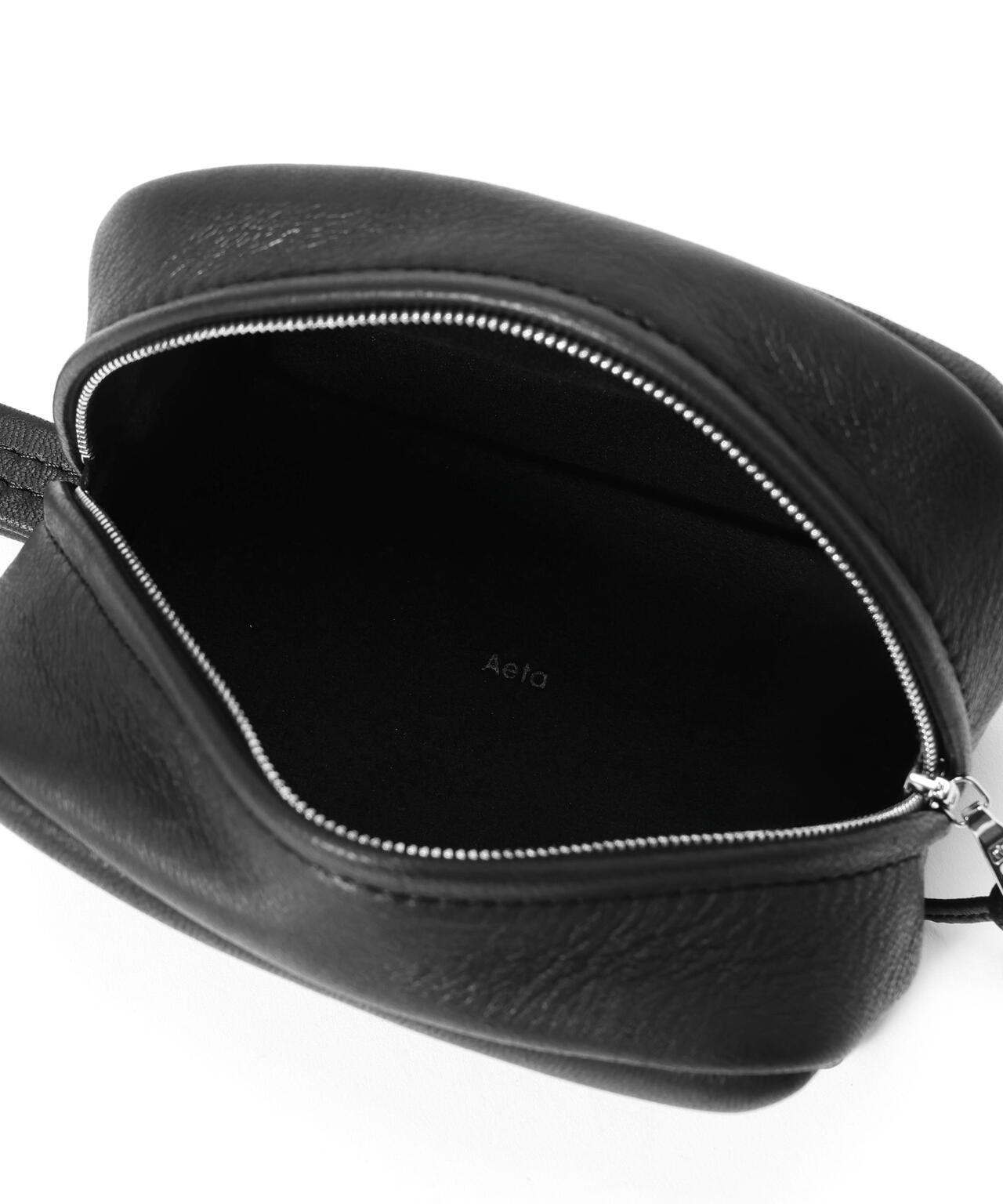Aeta / SQUARE POUCH