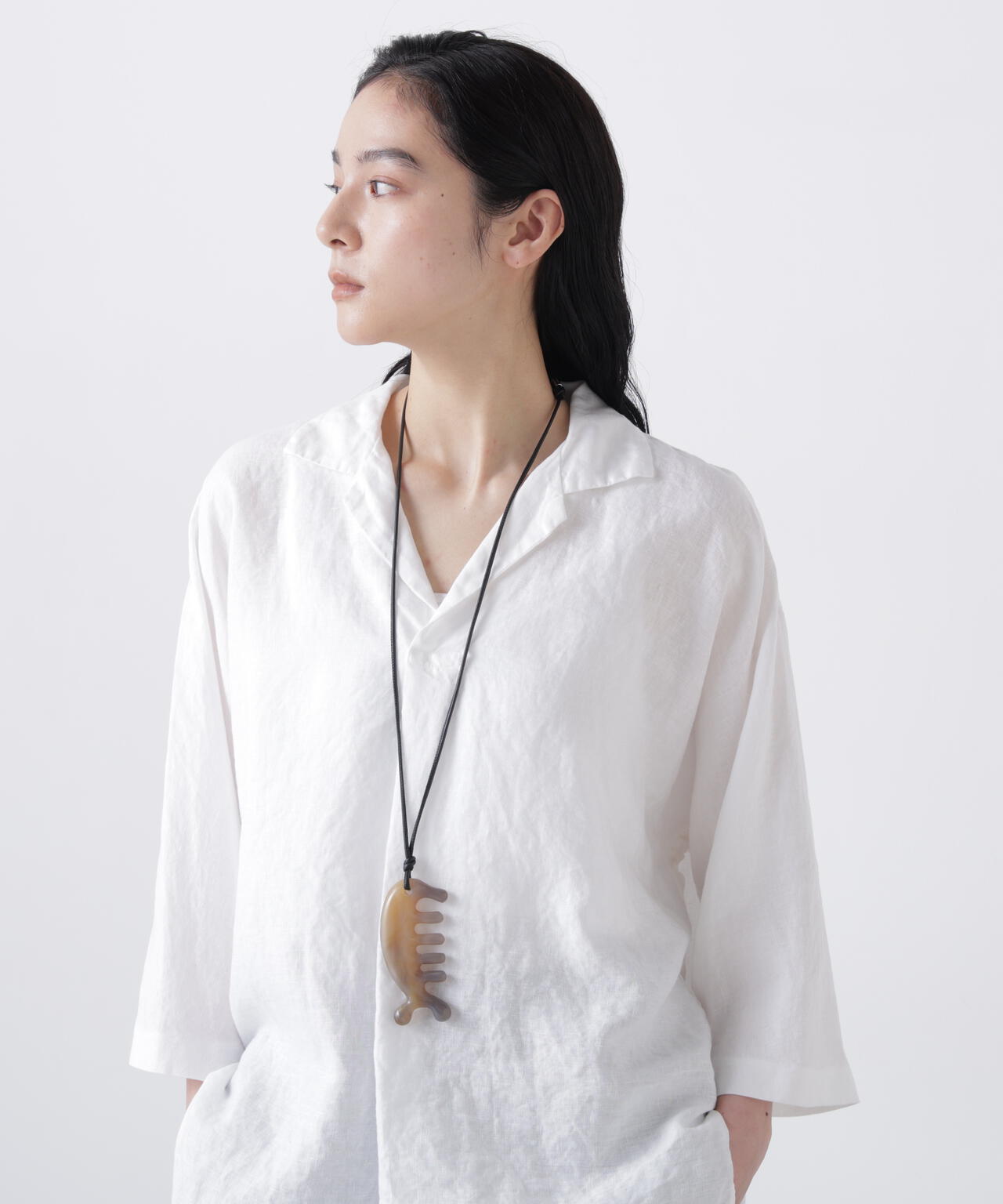 LEMAIRE / BELUGA GUA SHA NECKLACE