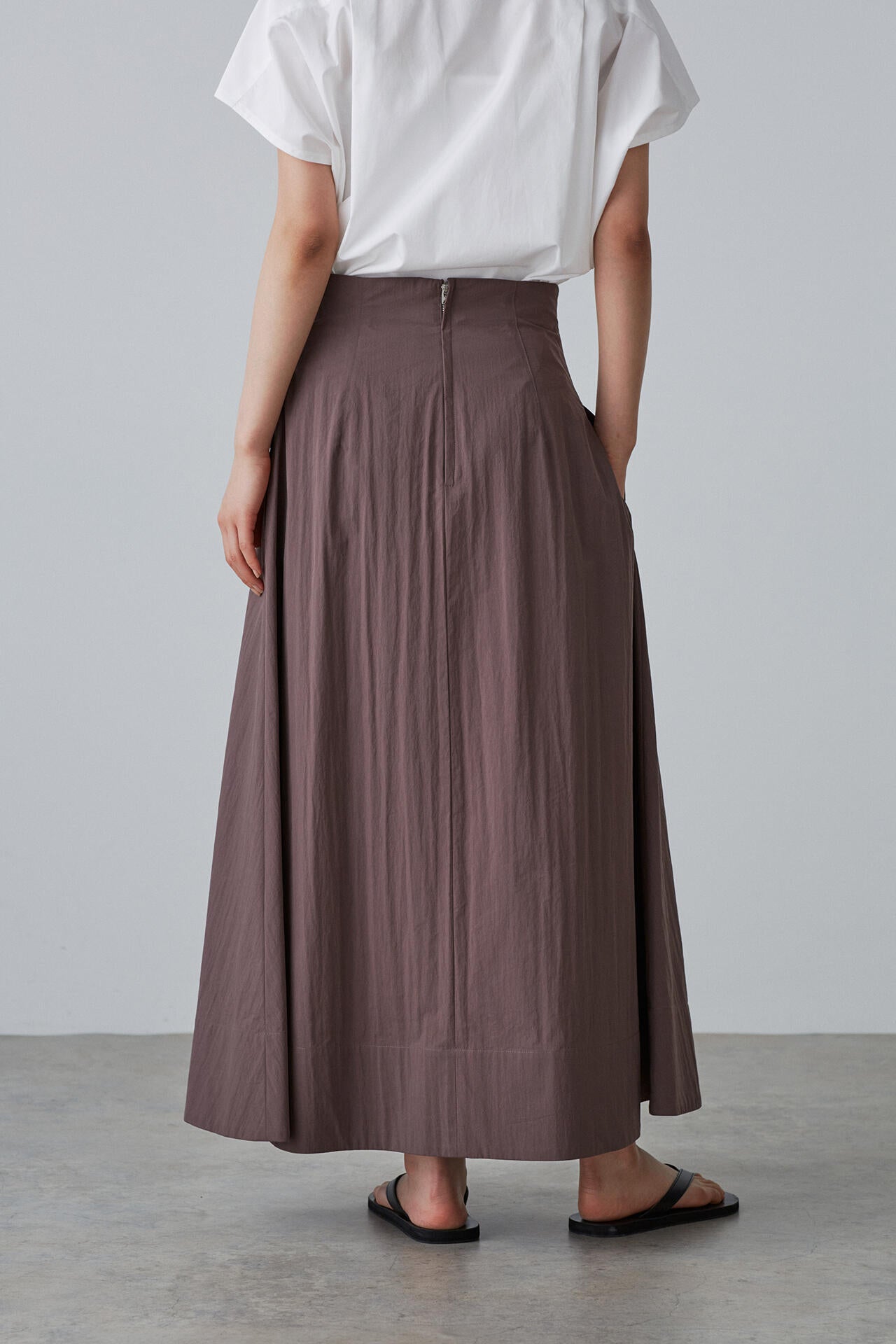 YLEVE / COTTON NYLON TYPEWRITHER SKIRT