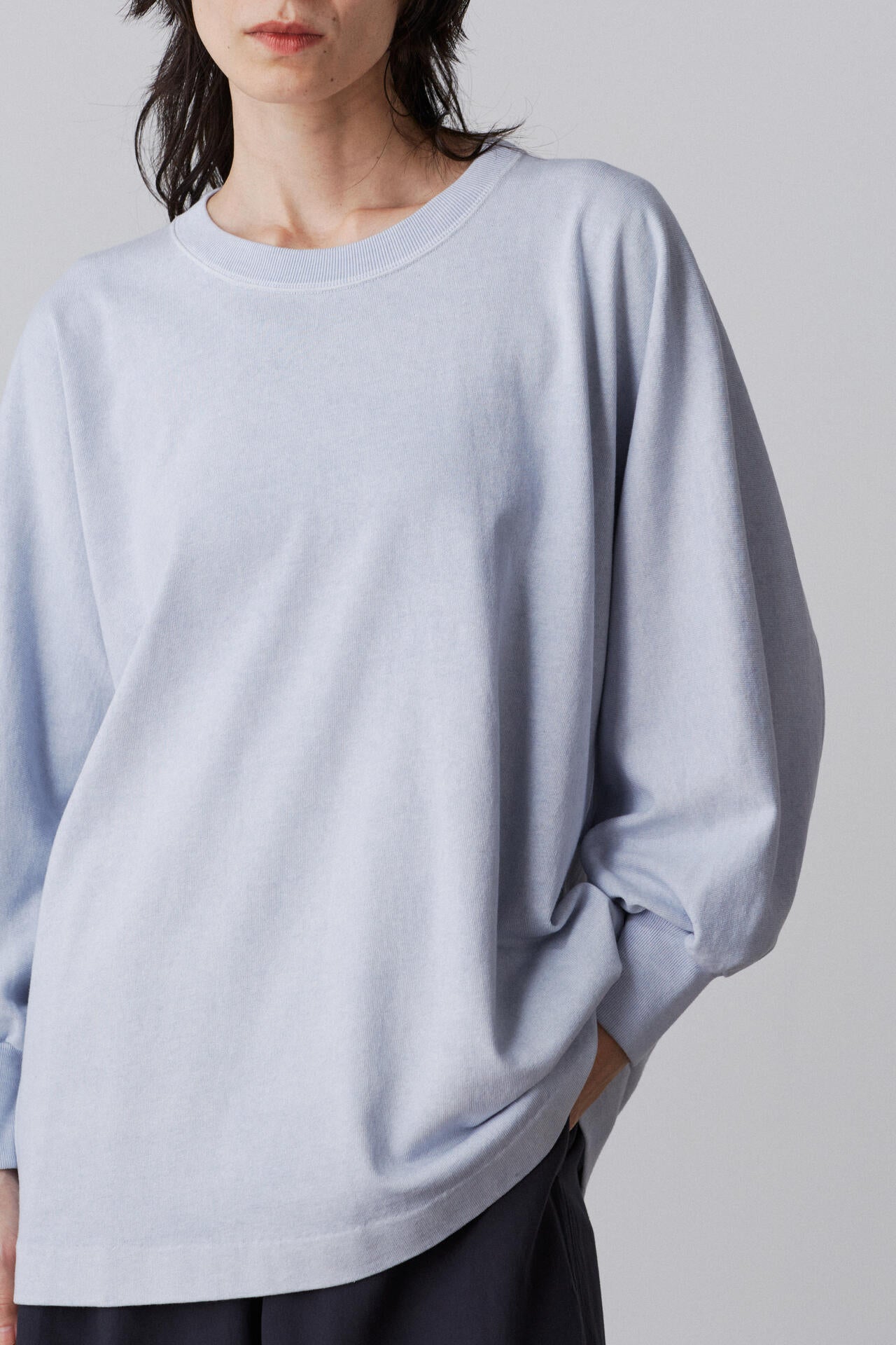 YLEVE / OPEN END COTTON PIGMENT DYE PULL OVER