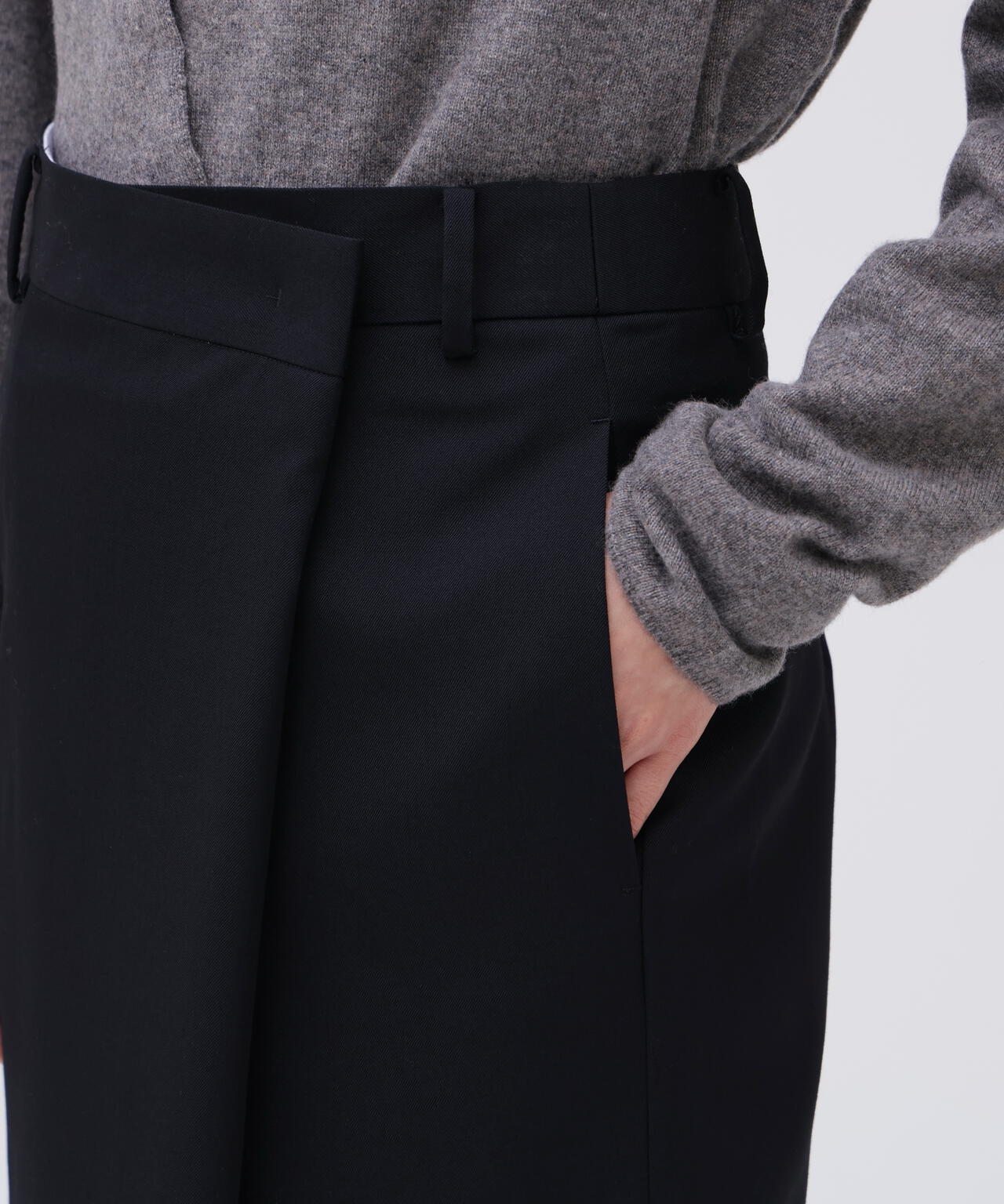 YLEVE / MERINO WOOL TWILL WRAP SKIRT