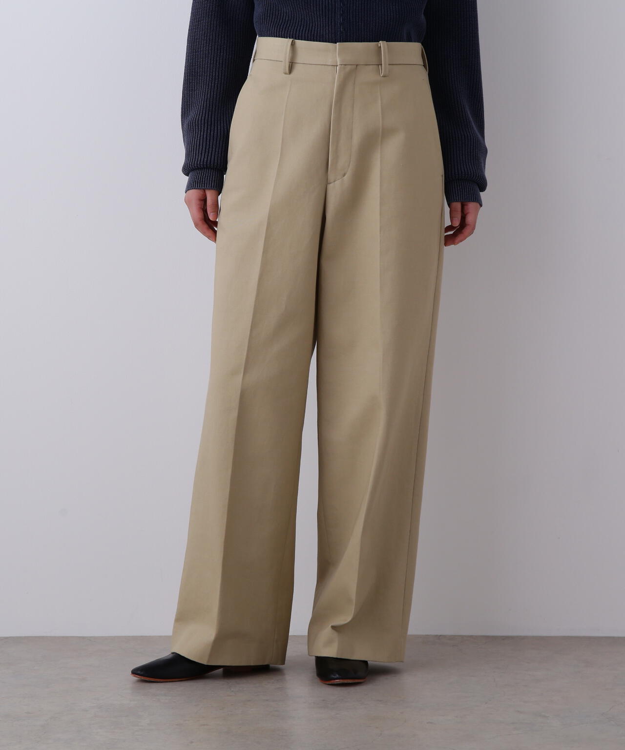 YLEVE / FINX COTTON CHINO TROUSERS