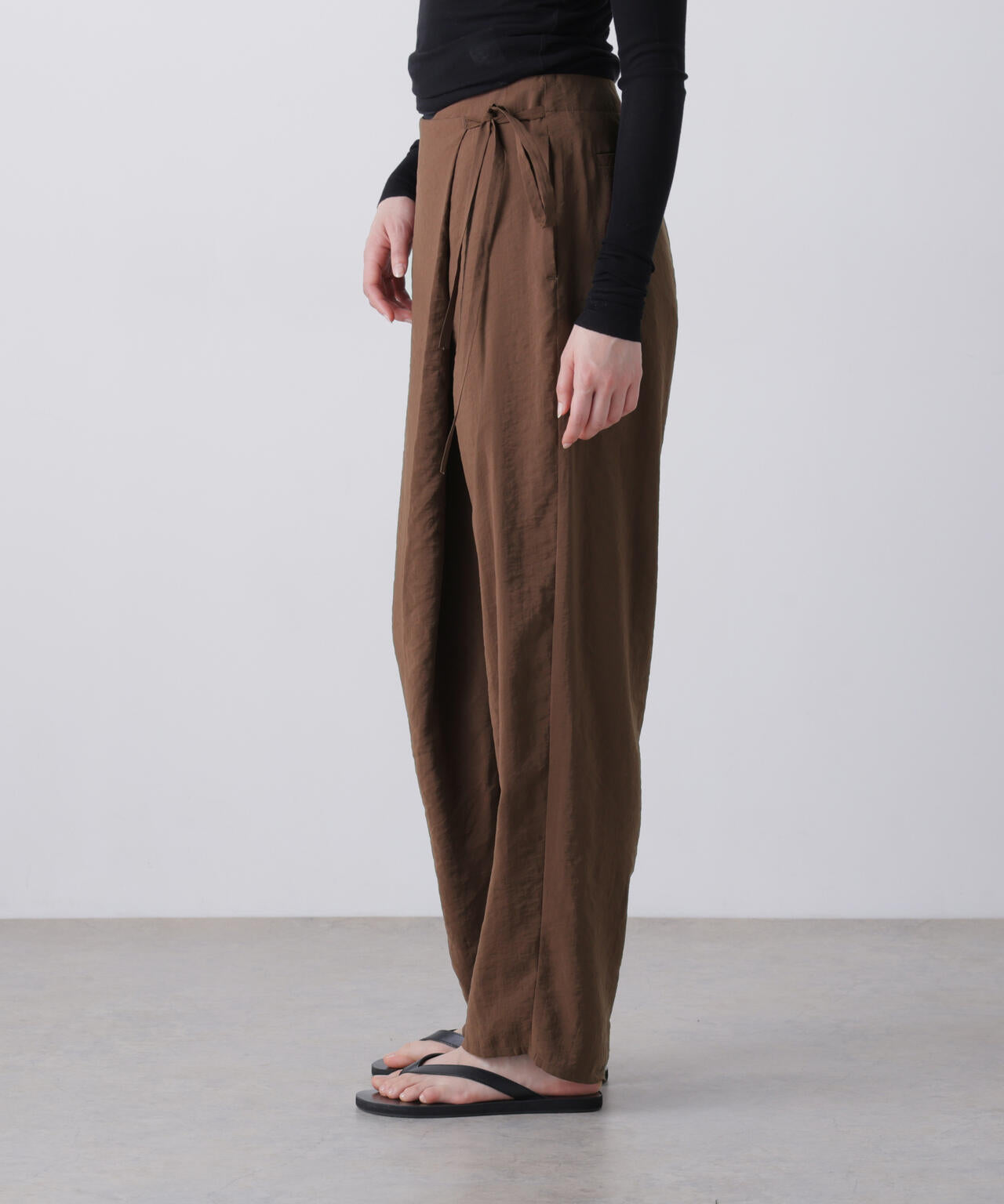 172cm B:75 W:60 H:90 着用サイズ：1