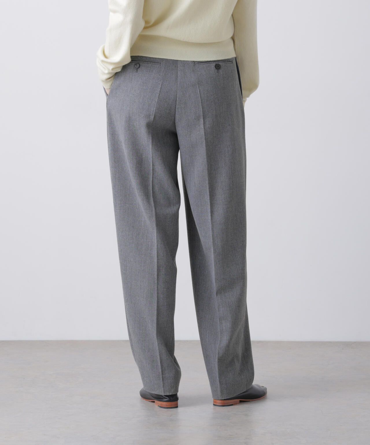 YLEVE / ROUGH WOOL TROUSERS