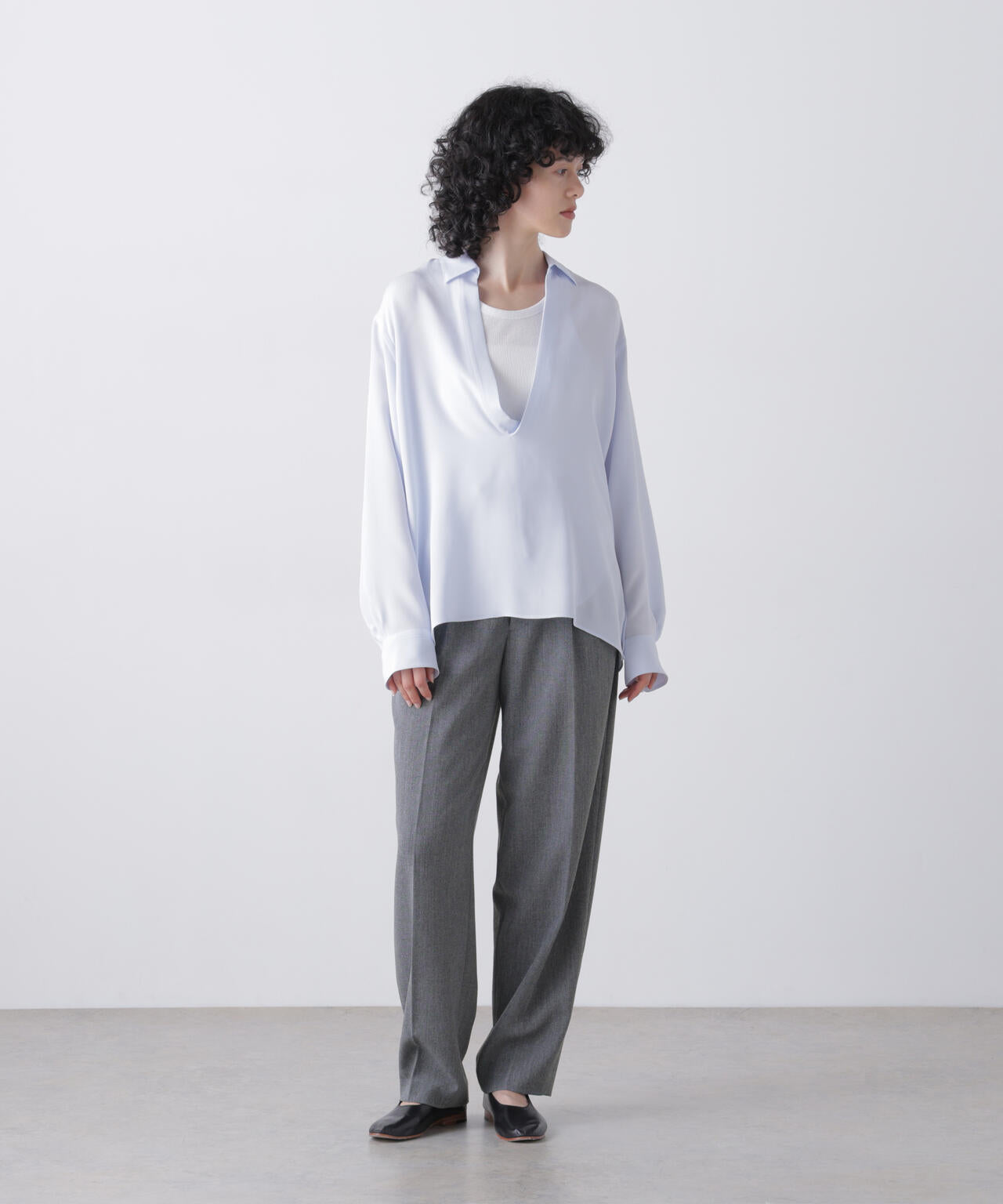 YLEVE / ROUGH WOOL TROUSERS