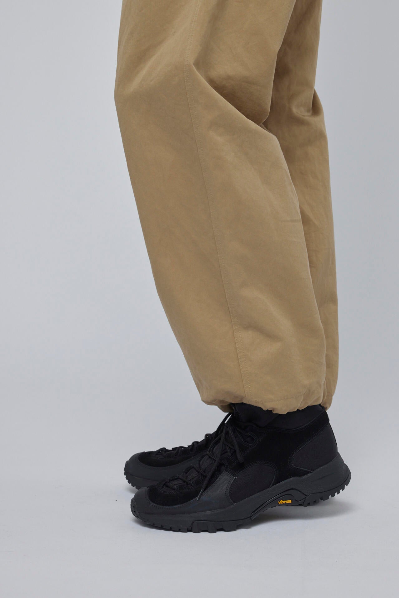 Tomo & Co / INITY HIKER MID