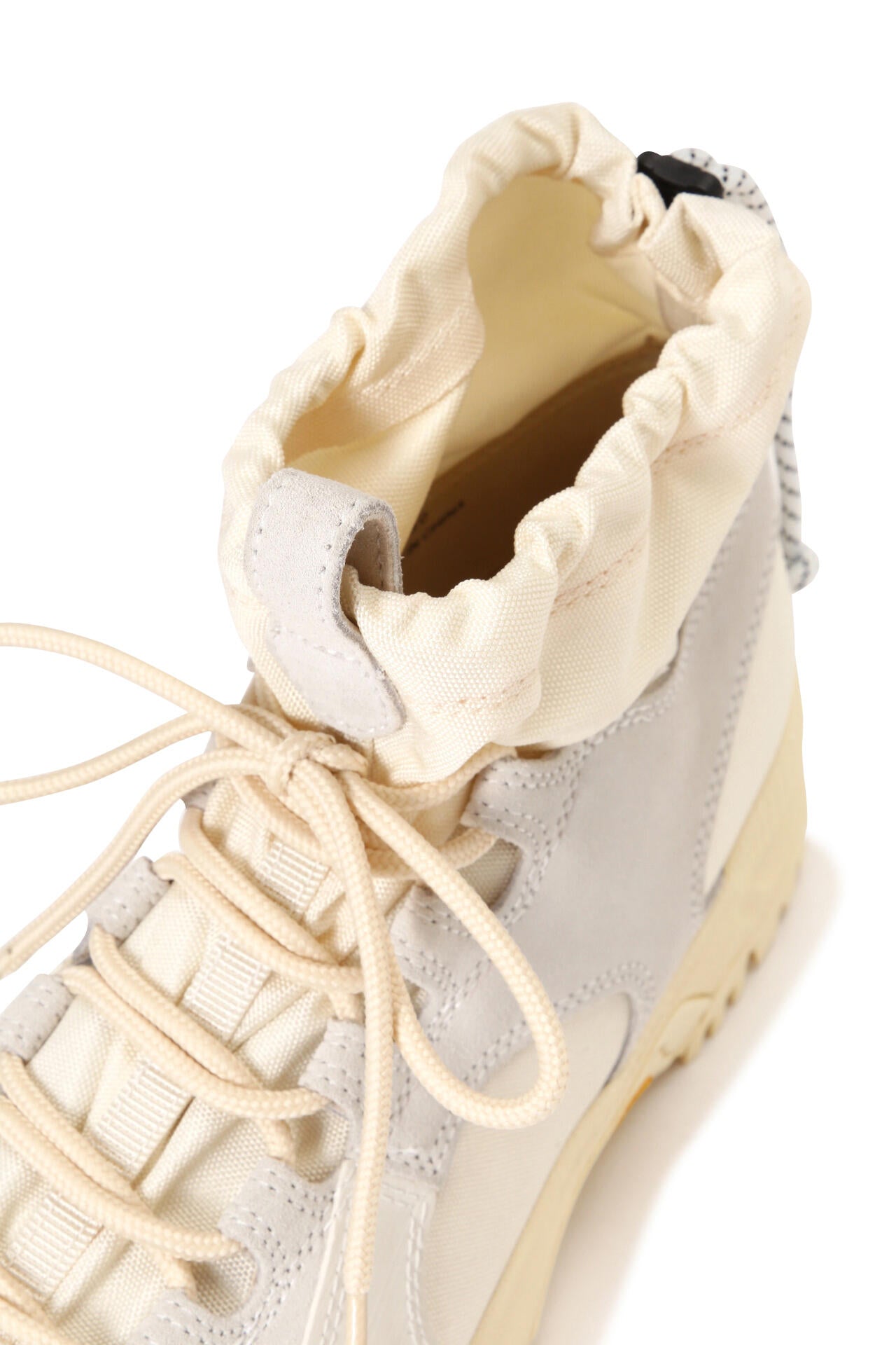 Tomo & Co / INITY HIKER MID