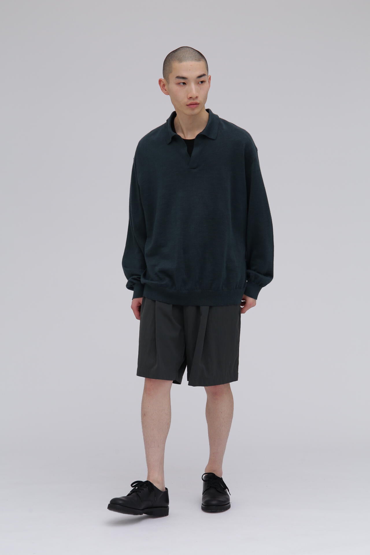 ATON / COTTON LINEN VOILE TWO TUCKED EASY SHORTS