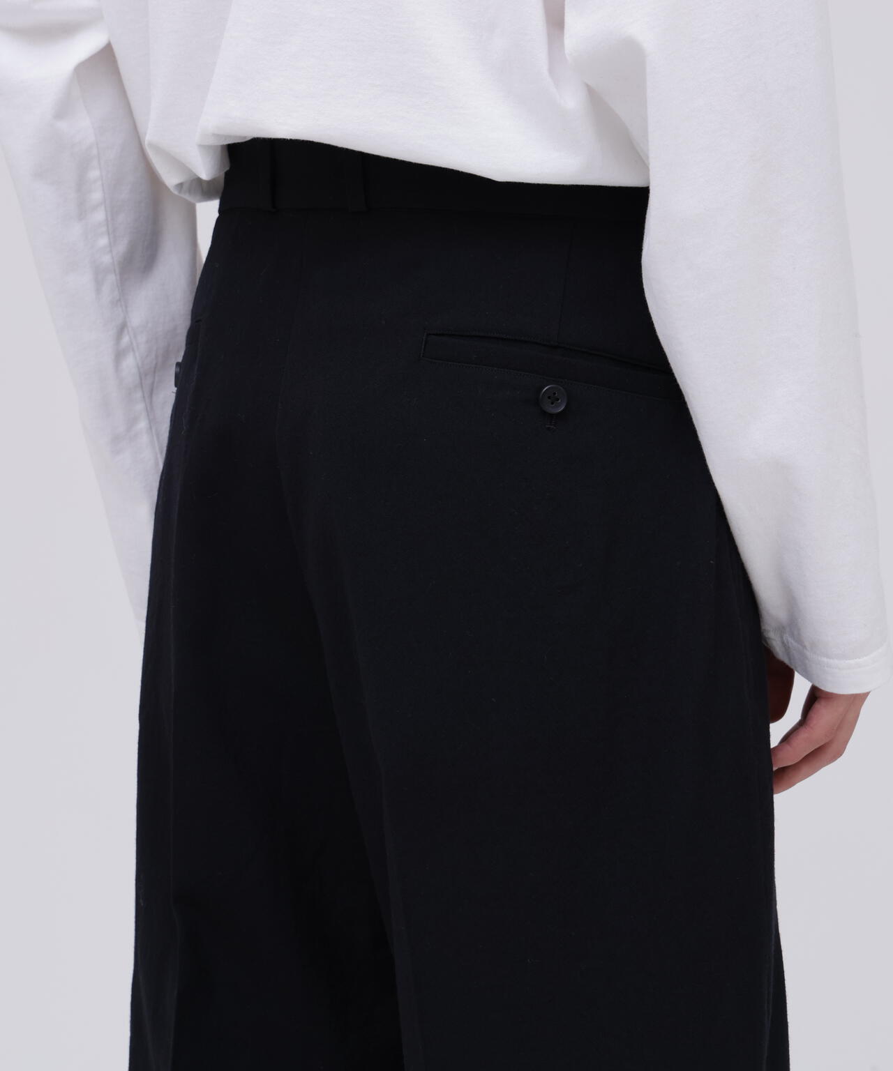 blurhms / WOOL GABARDINE TROUSERS