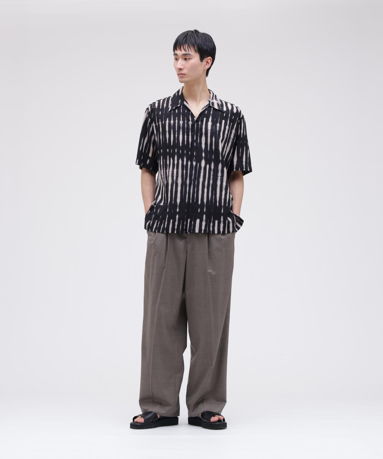 IRENISA / OPEN COLLAR SHORT-SLEEVED SHIRT