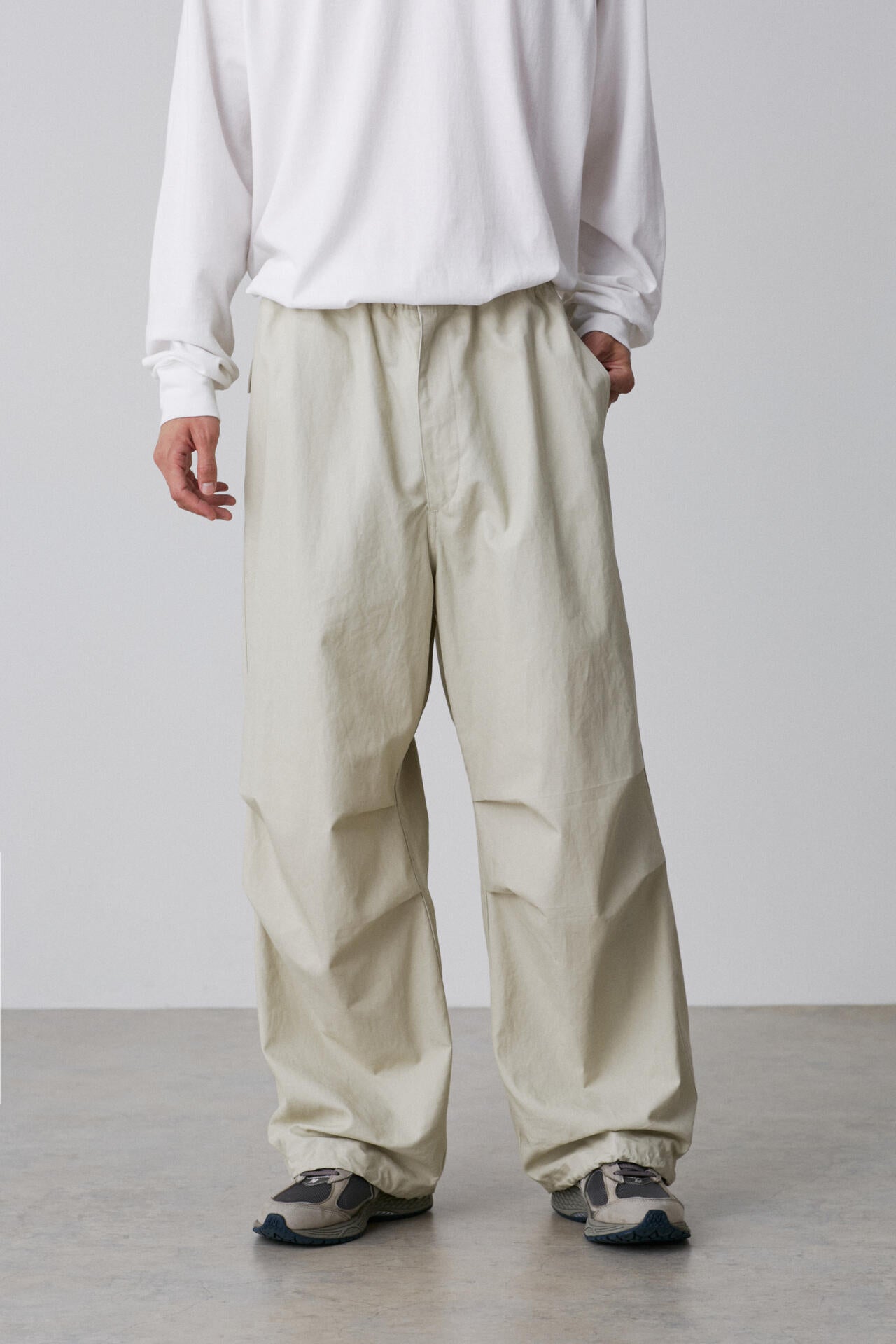 YLEVE / HIGHDENSITY COTTON BROAD M-51 TROUSERS