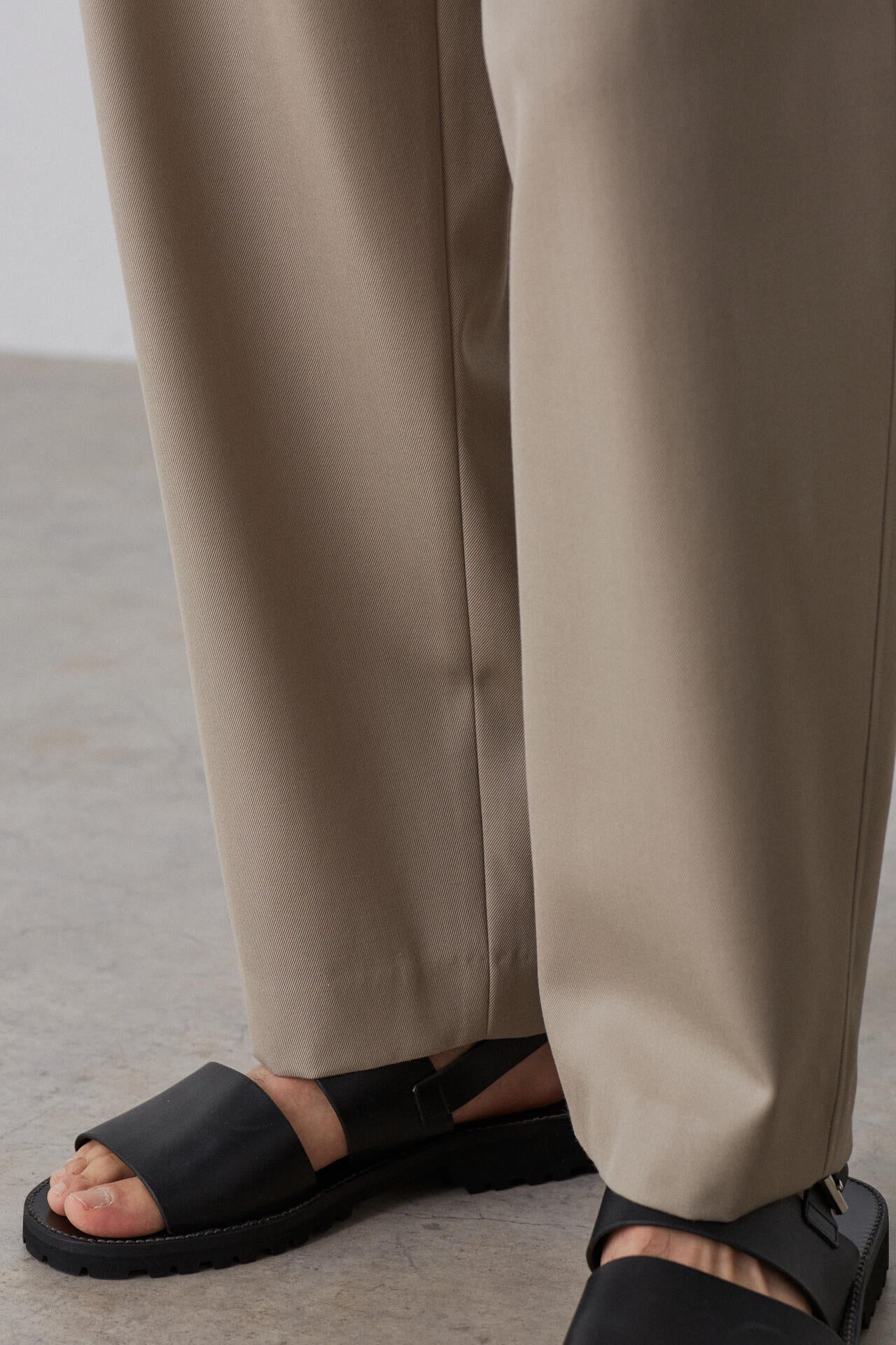 YLEVE / WOOL SURGE EASY TROUSERS