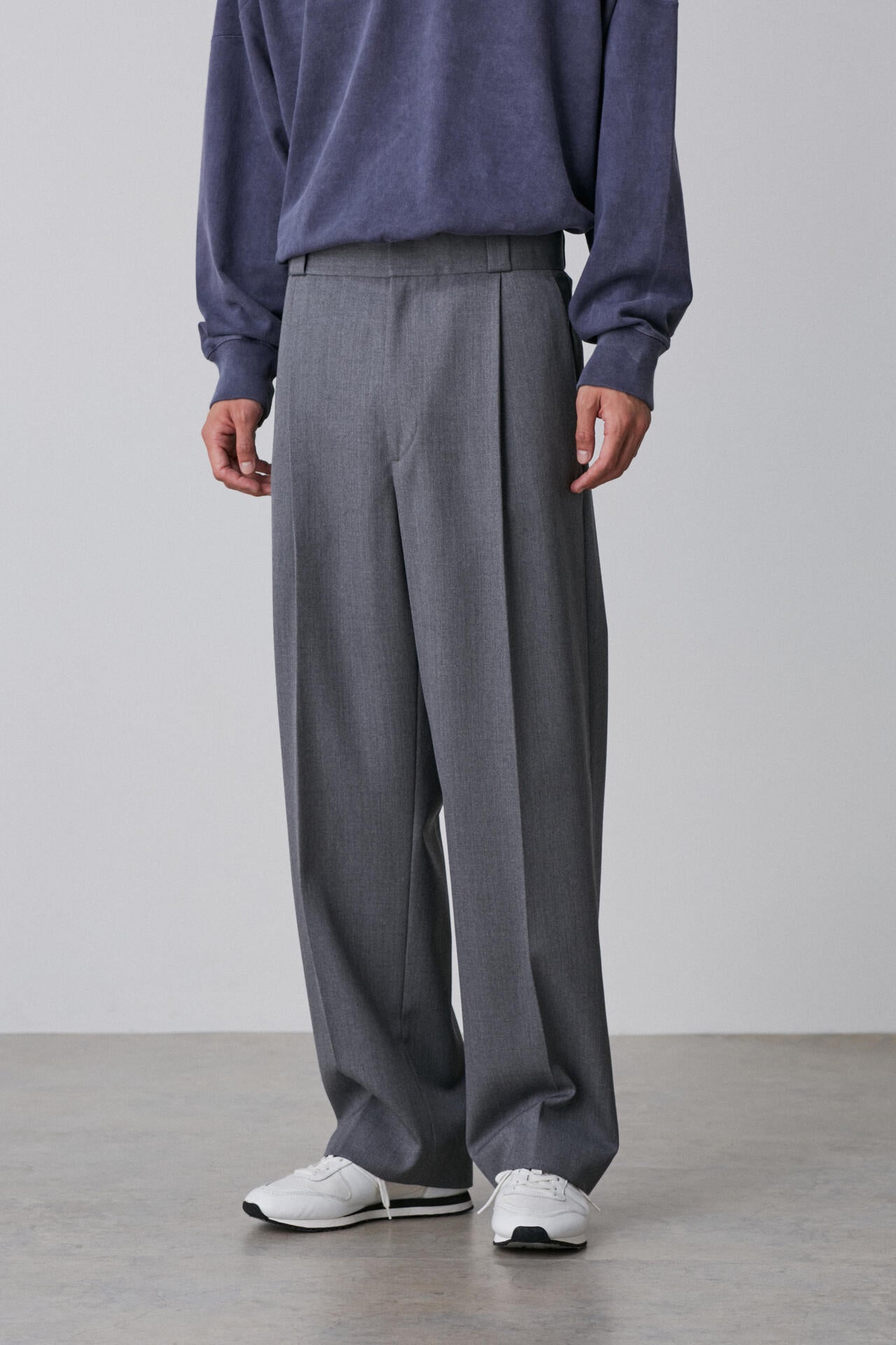 YLEVE / WOOL SURGE TROUSERS
