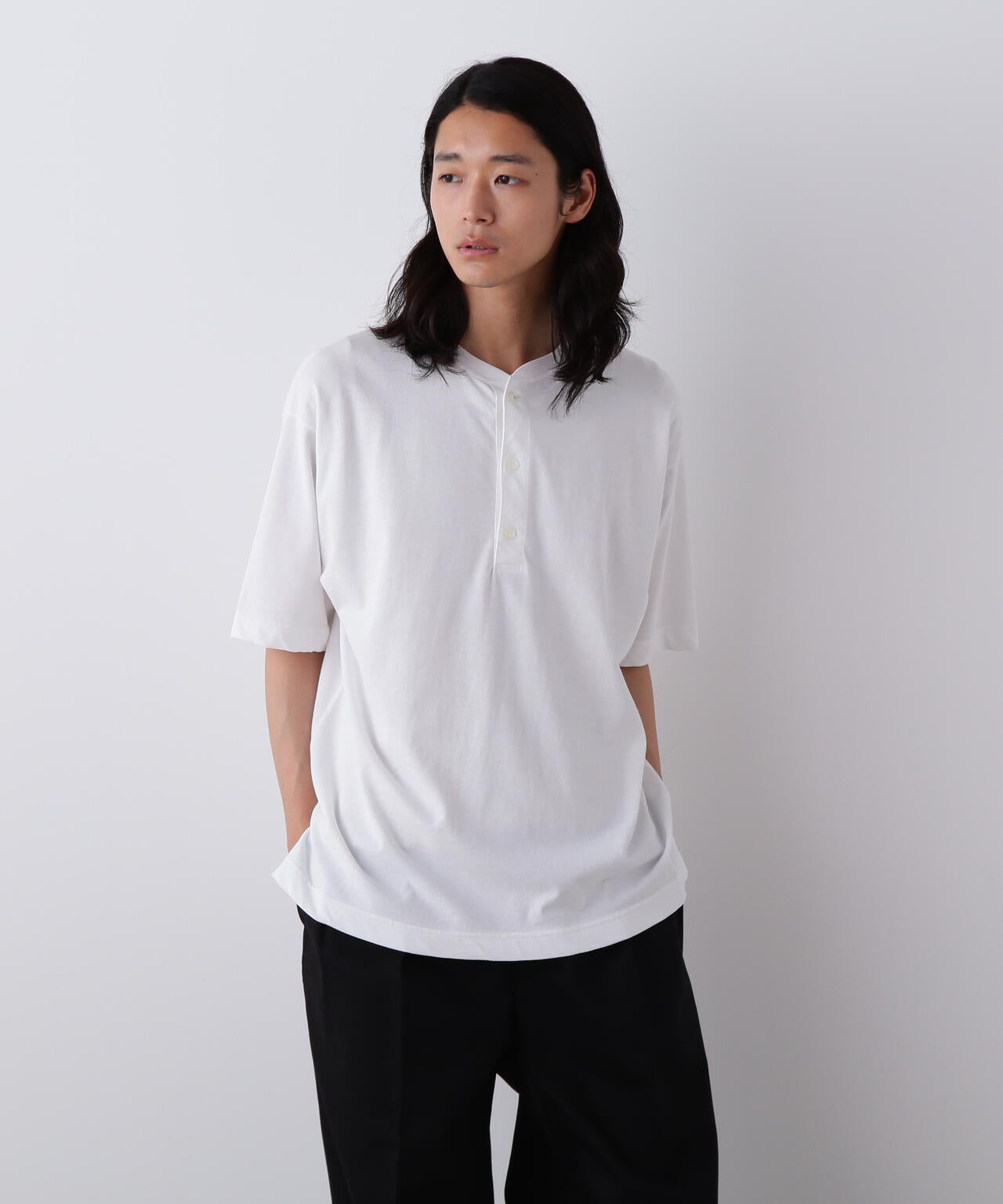 YLEVE / COTTON HIGH-TWISTED JERSEY HENRY NECK T-SHIRT