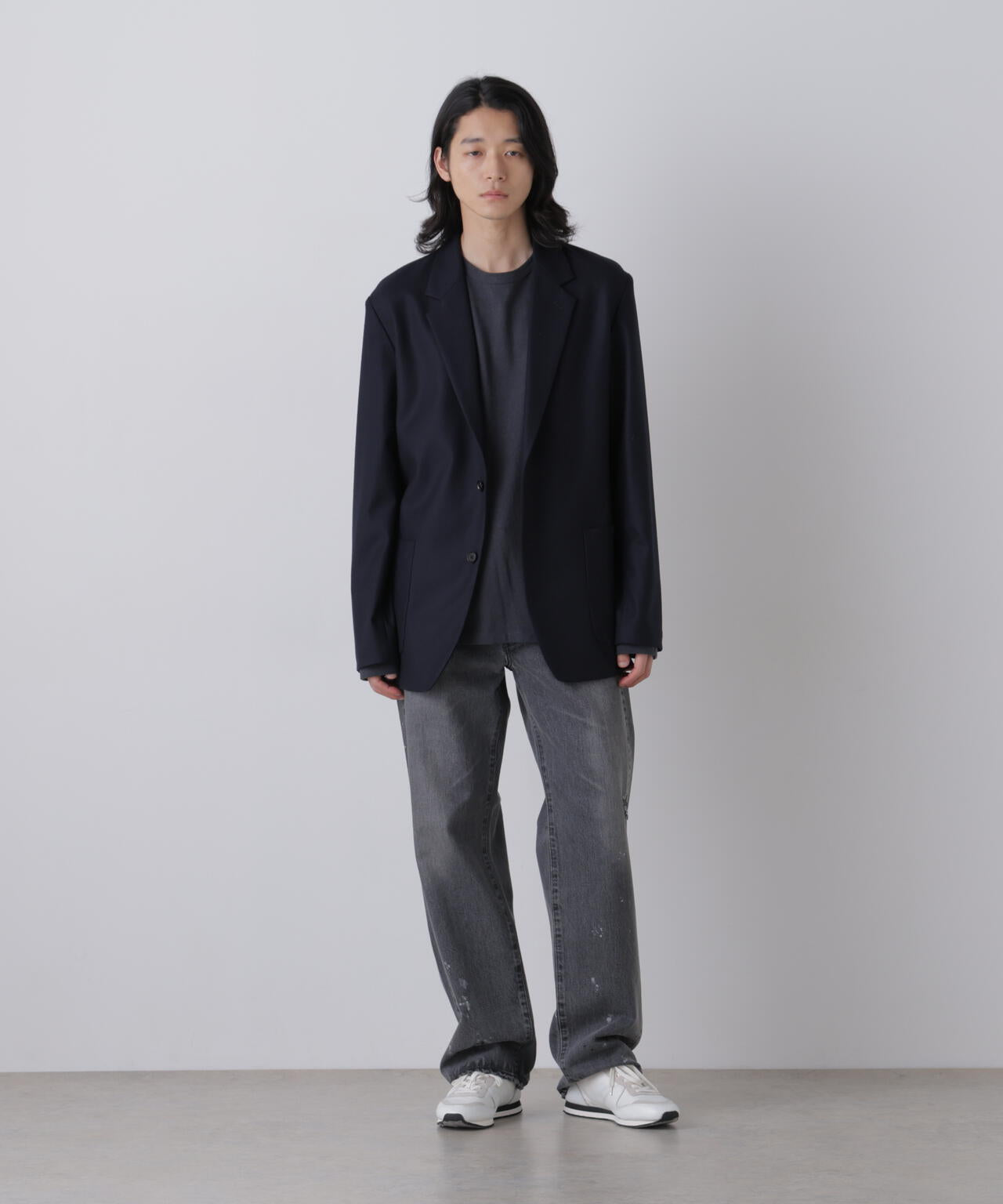 181cm C:84 W:70 H:91 着用サイズ：4