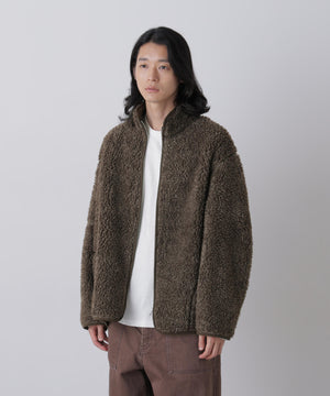 181cm C:84 W:70 H:91 着用サイズ：4