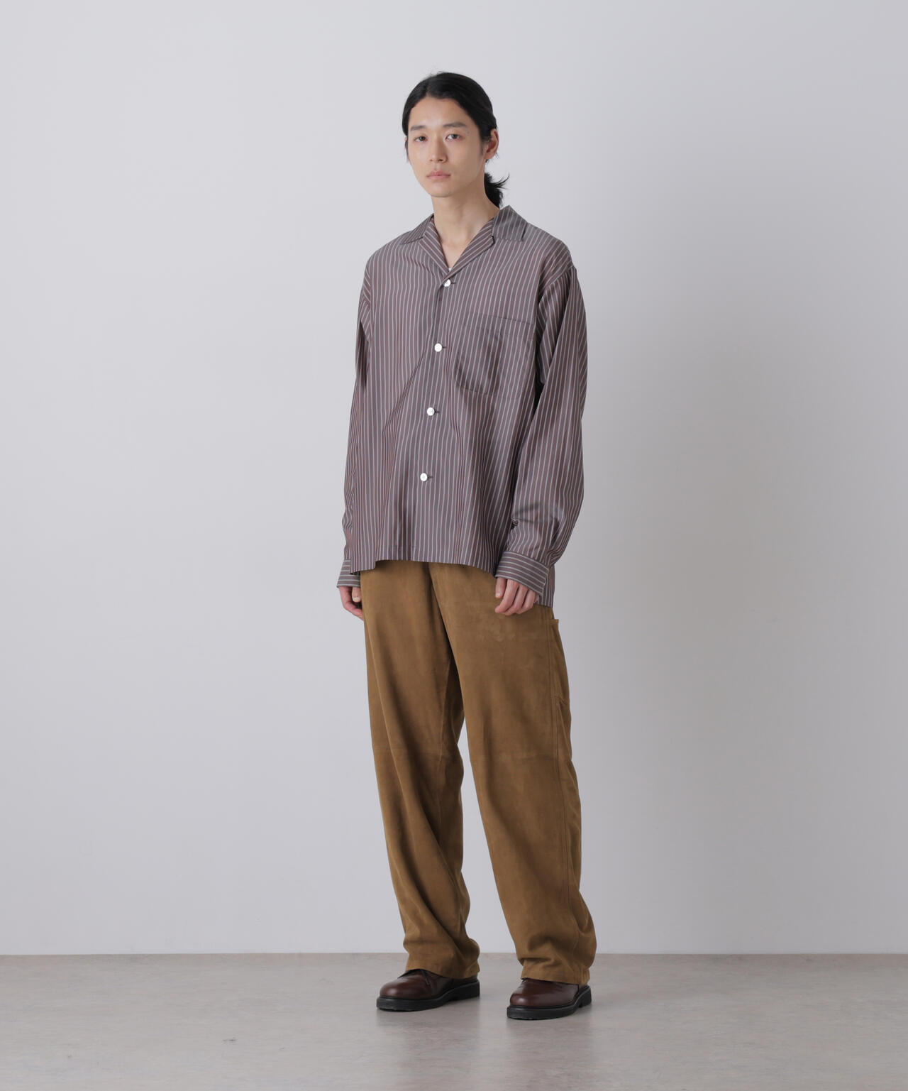 181cm C:84 W:70 H:91 着用サイズ：4