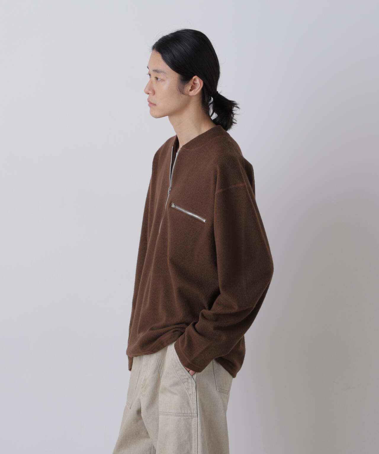 181cm C:84 W:70 H:91 着用サイズ：4