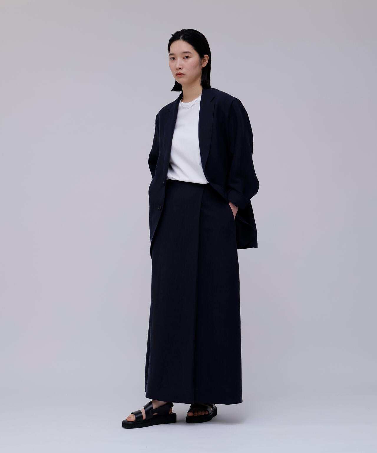 THE LIBRARY / LINEN SKIRT