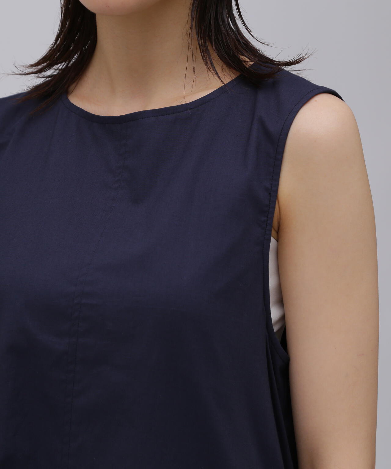 THE LIBRARY / COTTON LAWN ONE PIECE