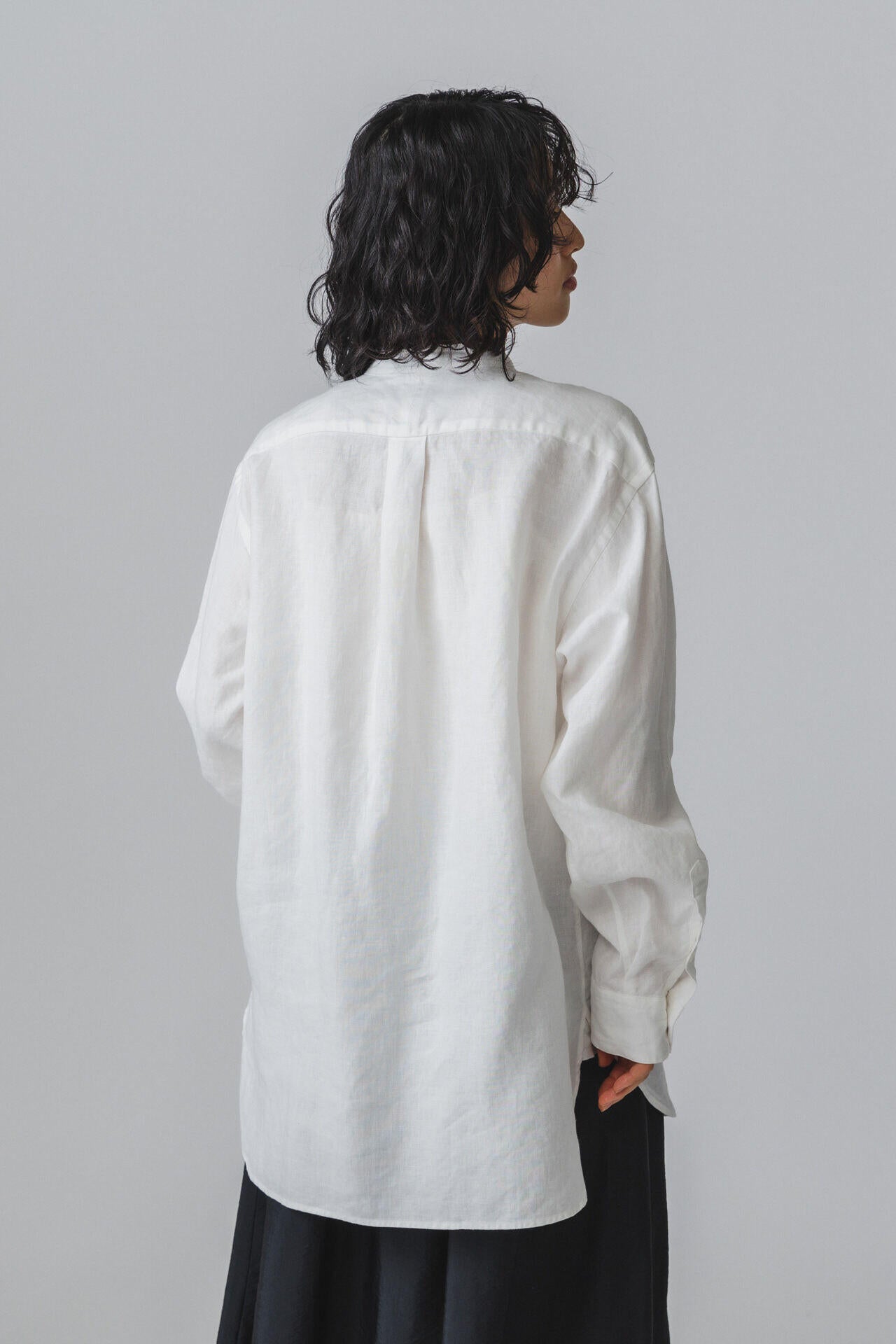 THE LIBRARY / [UNISEX] LINEN SHIRT