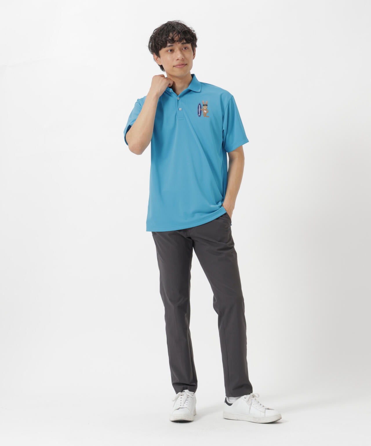 182cm C:84 W:71 H:89 着用サイズ：5