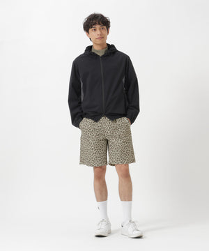 182cm C:84 W:71 H:89 着用サイズ：5