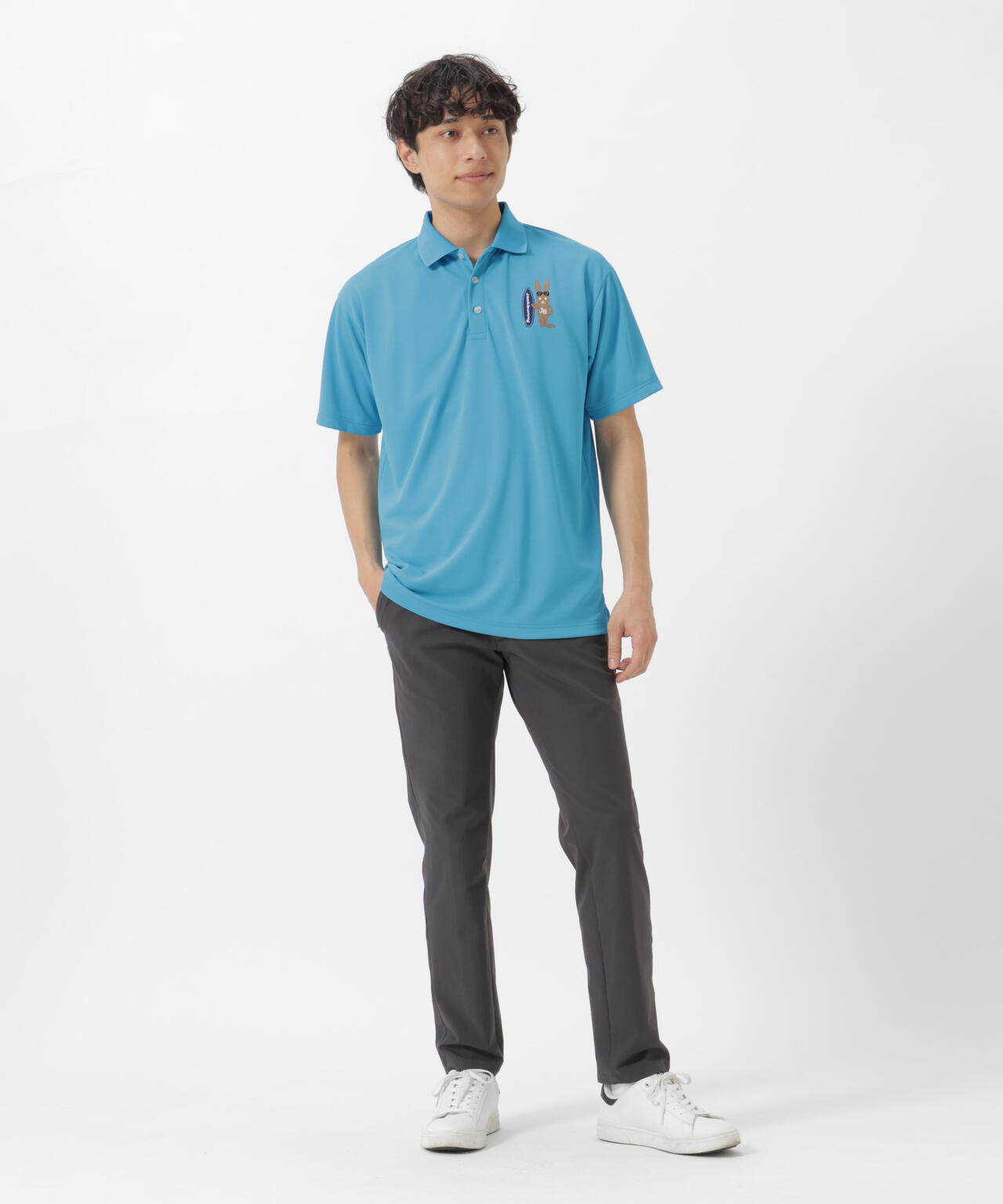 182cm C:84 W:71 H:89 着用サイズ：5