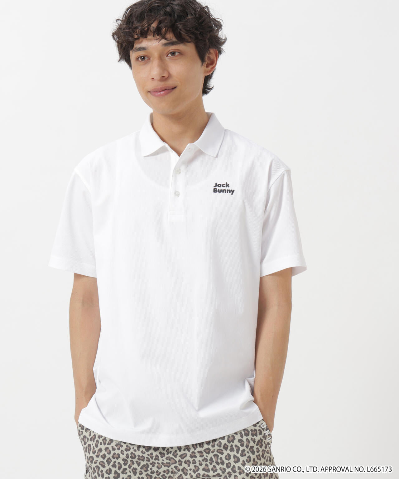 182cm C:84 W:71 H:89 着用サイズ：5