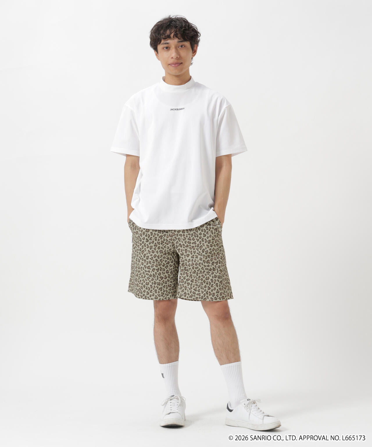182cm C:84 W:71 H:89 着用サイズ：5