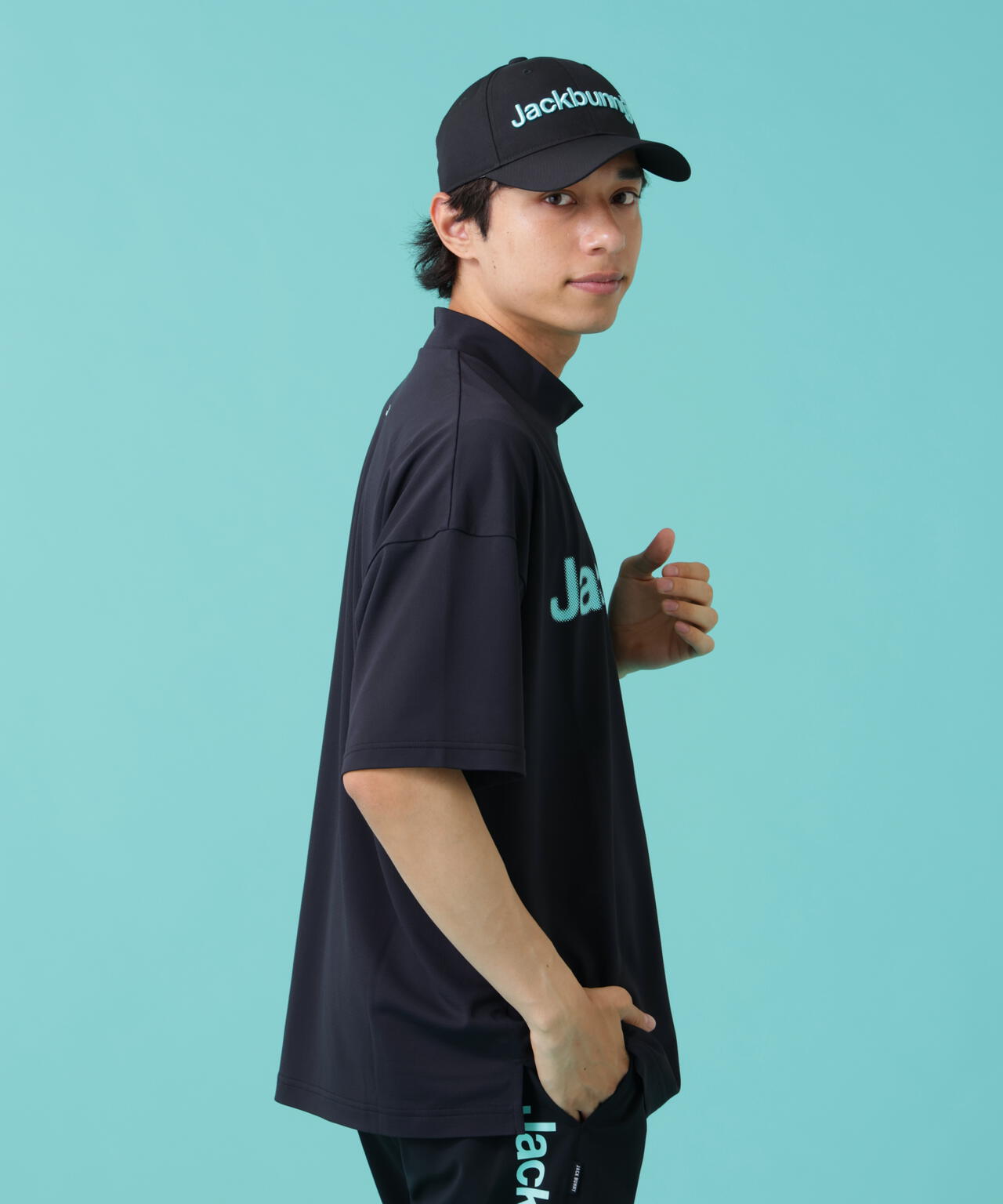 182cm C:84 W:71 H:89 着用サイズ：5