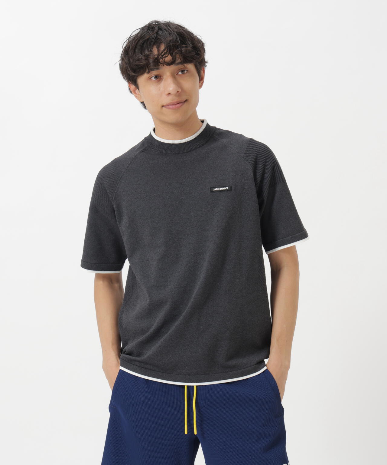 182cm C:84 W:71 H:89 着用サイズ：5