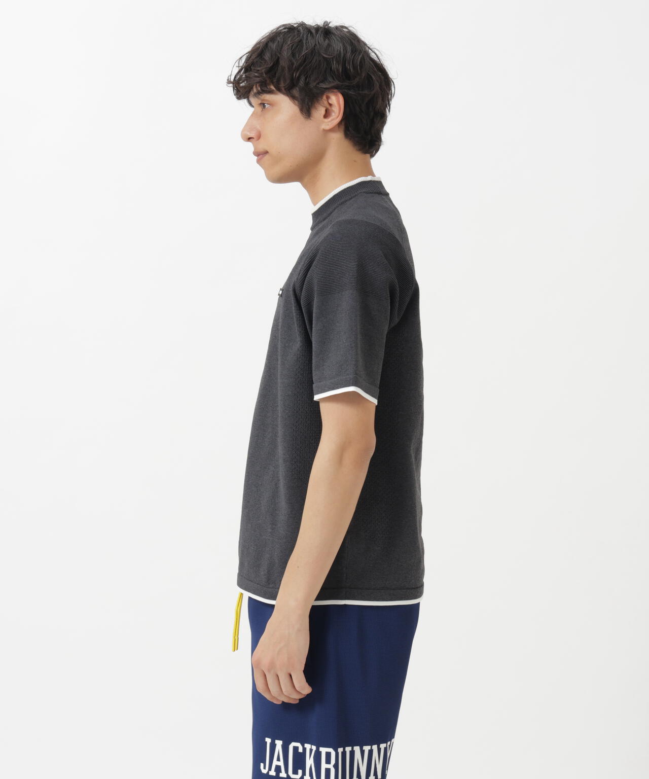 182cm C:84 W:71 H:89 着用サイズ：5