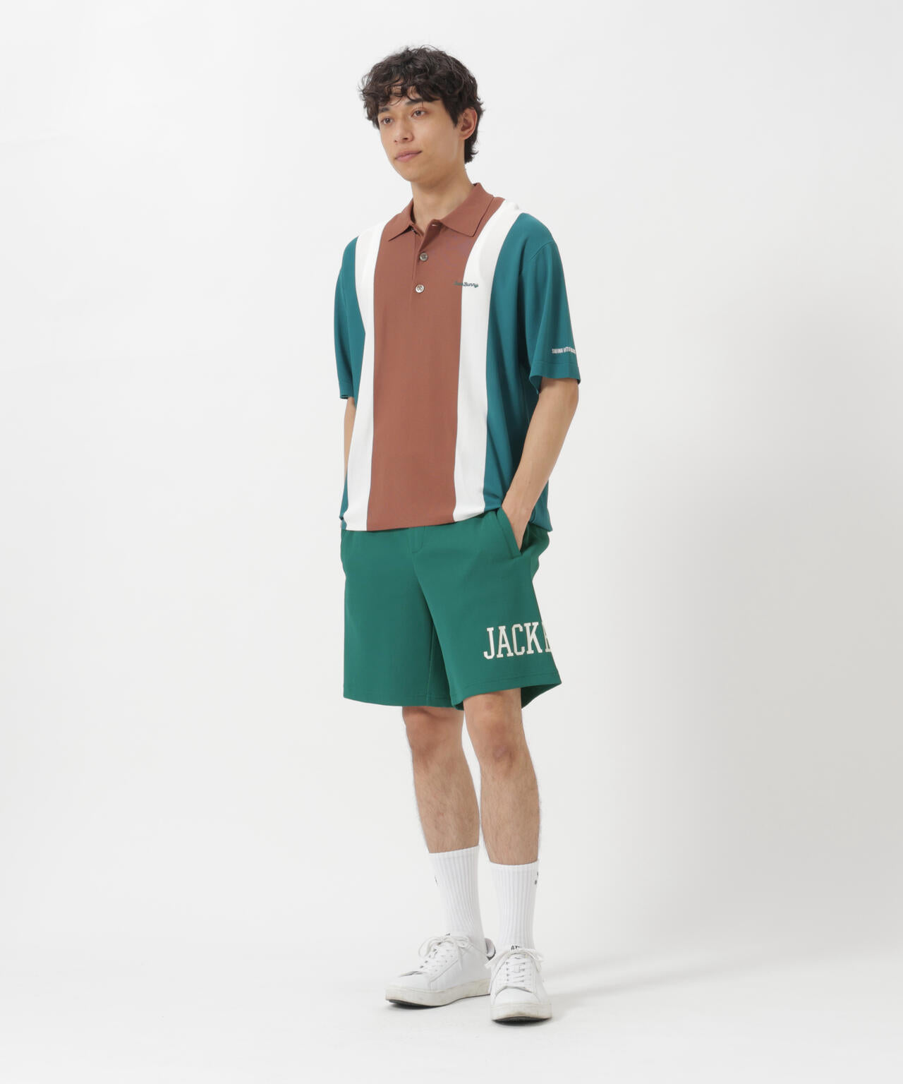 182cm C:84 W:71 H:89 着用サイズ：5