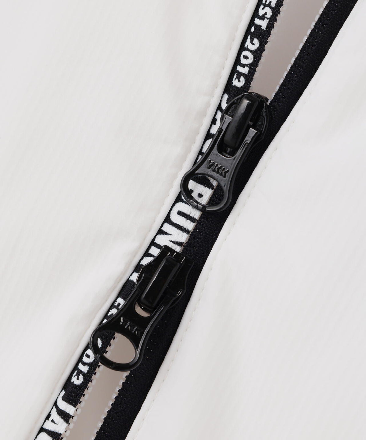 ETHERMA LOFT 中綿ストレッチジップブルゾン (MENS)