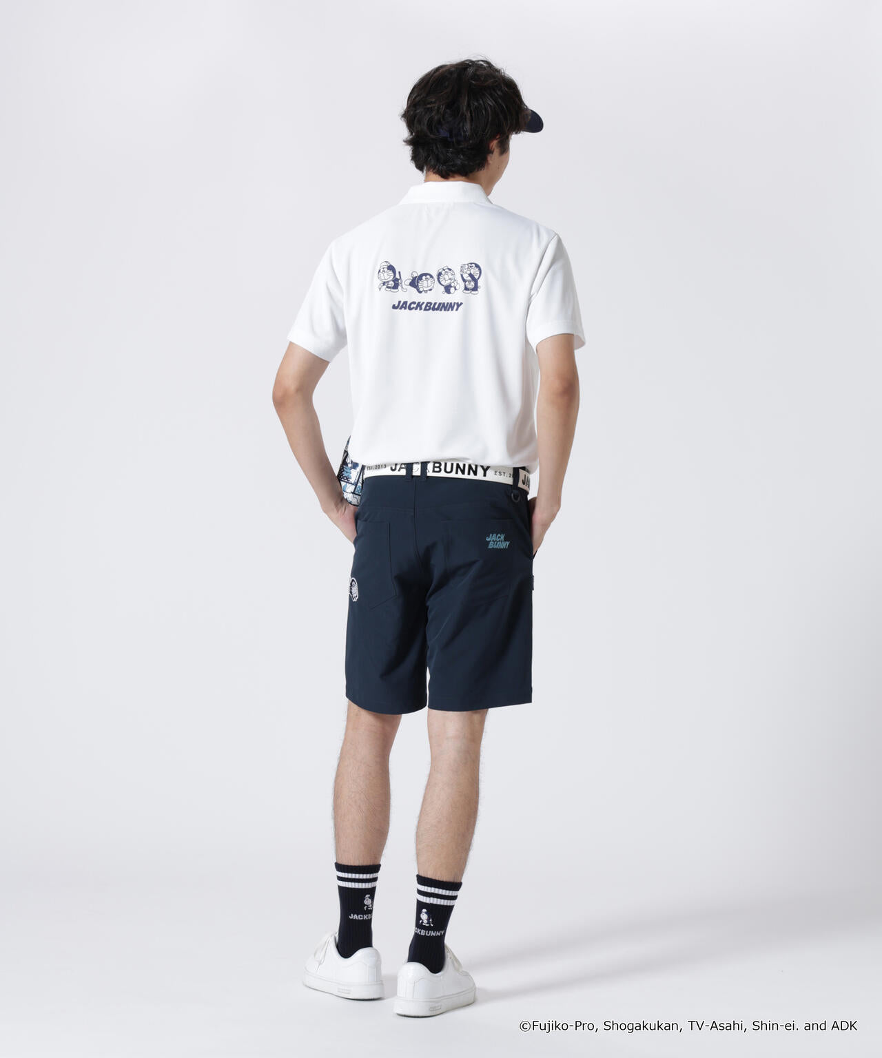 182cm C:84 W:71 H:89 着用サイズ：5