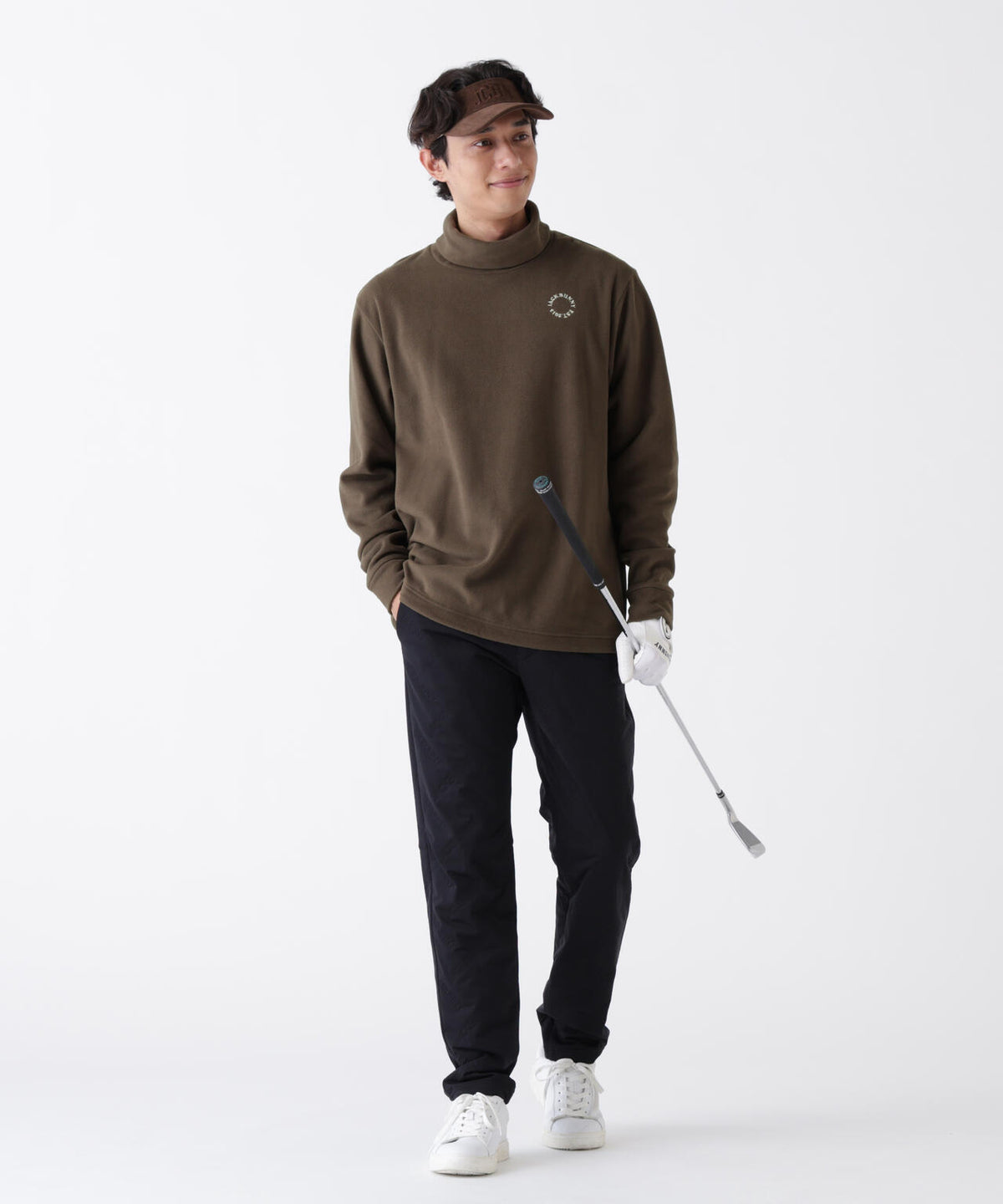 182cm C:84 W:71 H:89 着用サイズ：5
