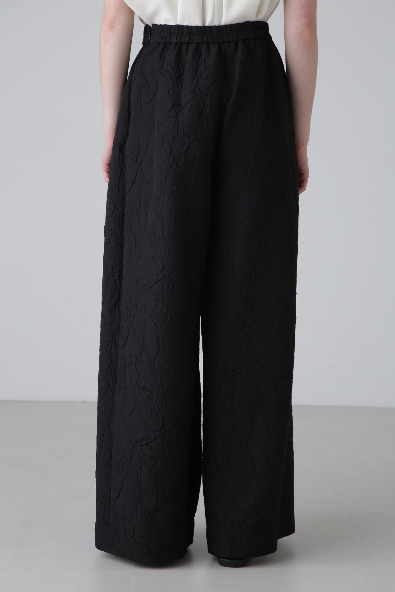 <BLACK LABEL> ドローイングジャガードパンツ