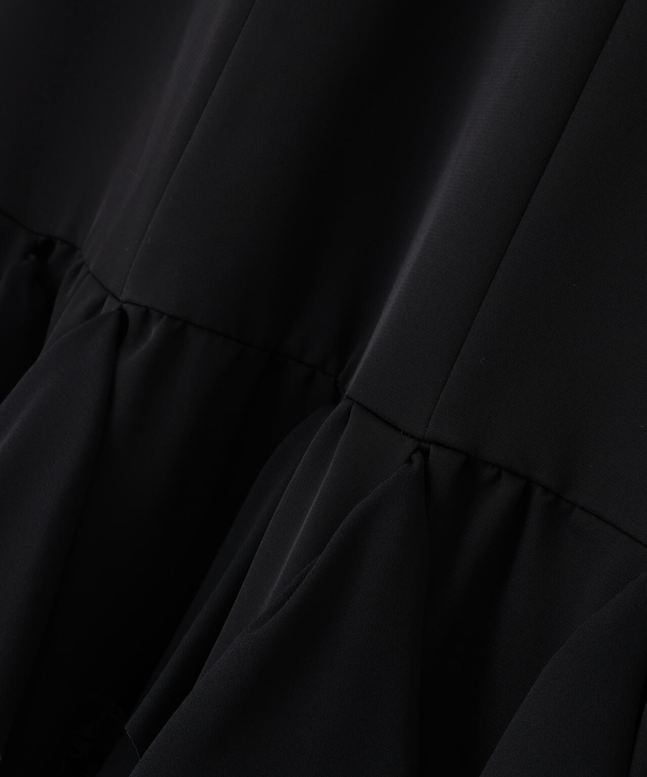 ＜BLACK LABEL＞シルキーツイルスカート