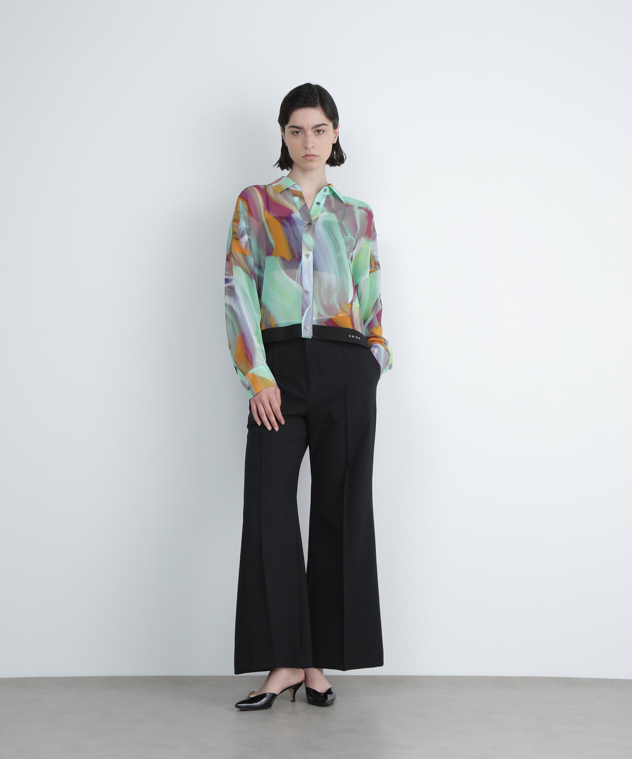 ＜UNiPH＞テクスチャードオックスパンツ