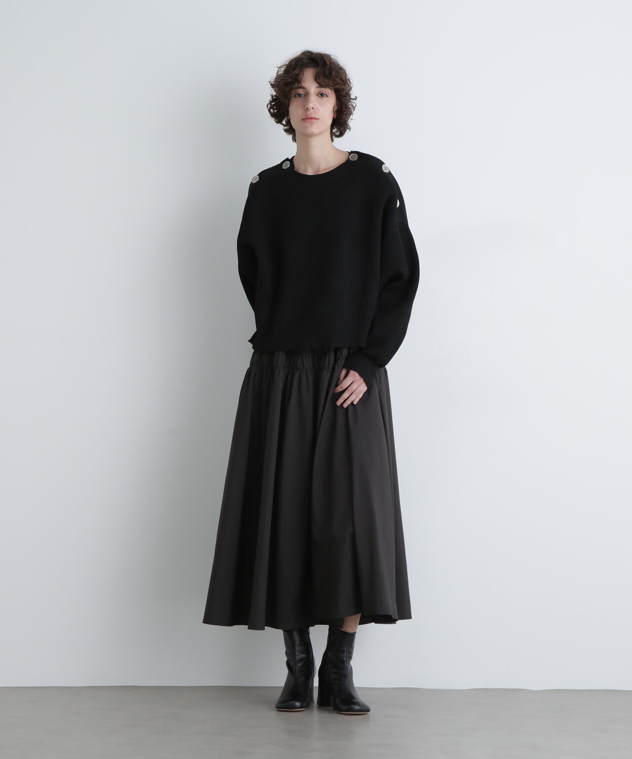 ＜UNiPH＞ボタンニットプルオーバー