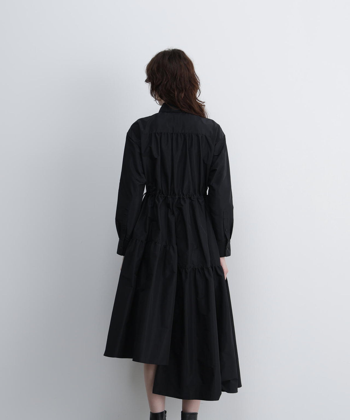 ＜UNiPH＞スパークルタフタワンピース