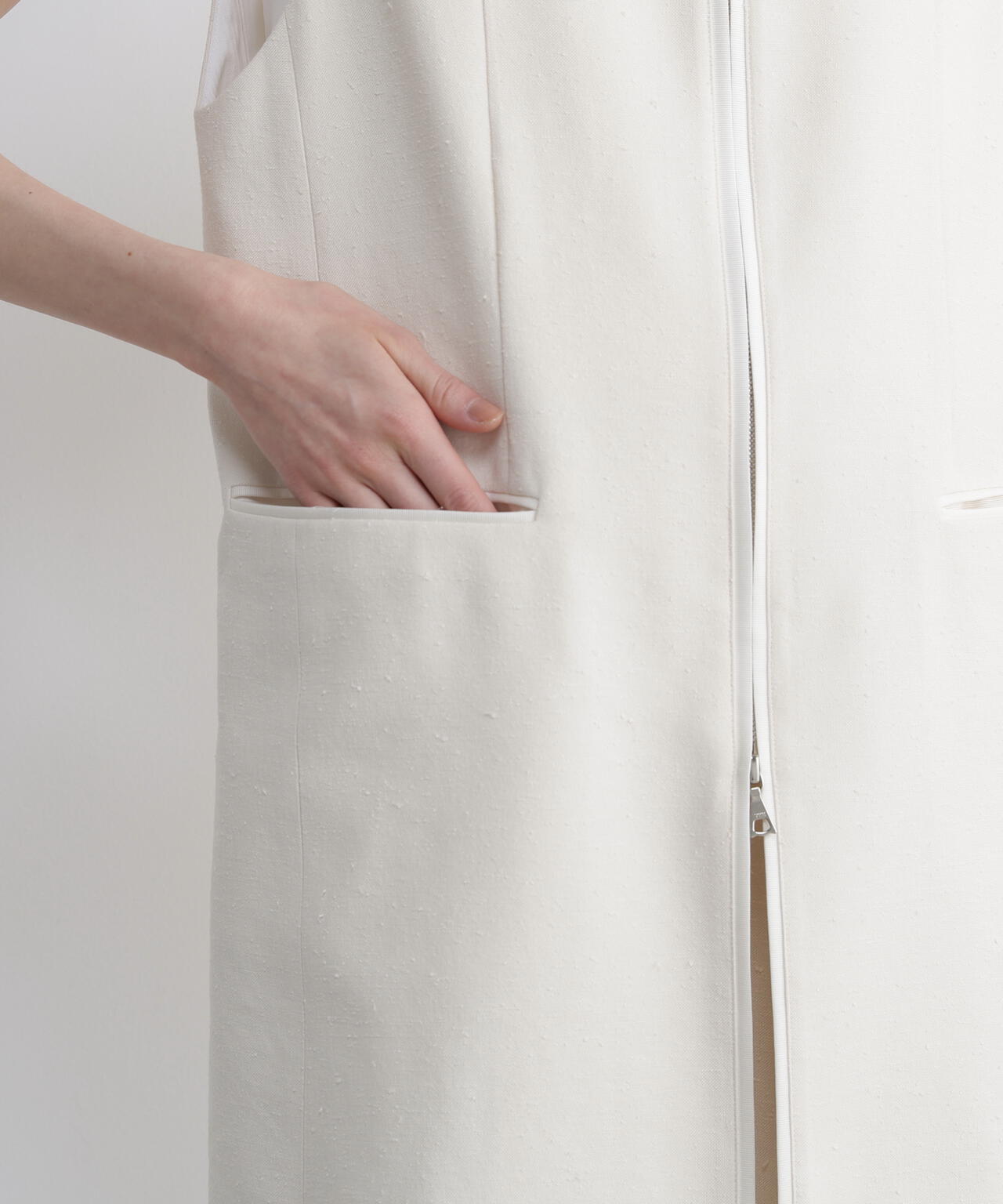 177cm B:79 W:58 H:88 着用サイズ：1