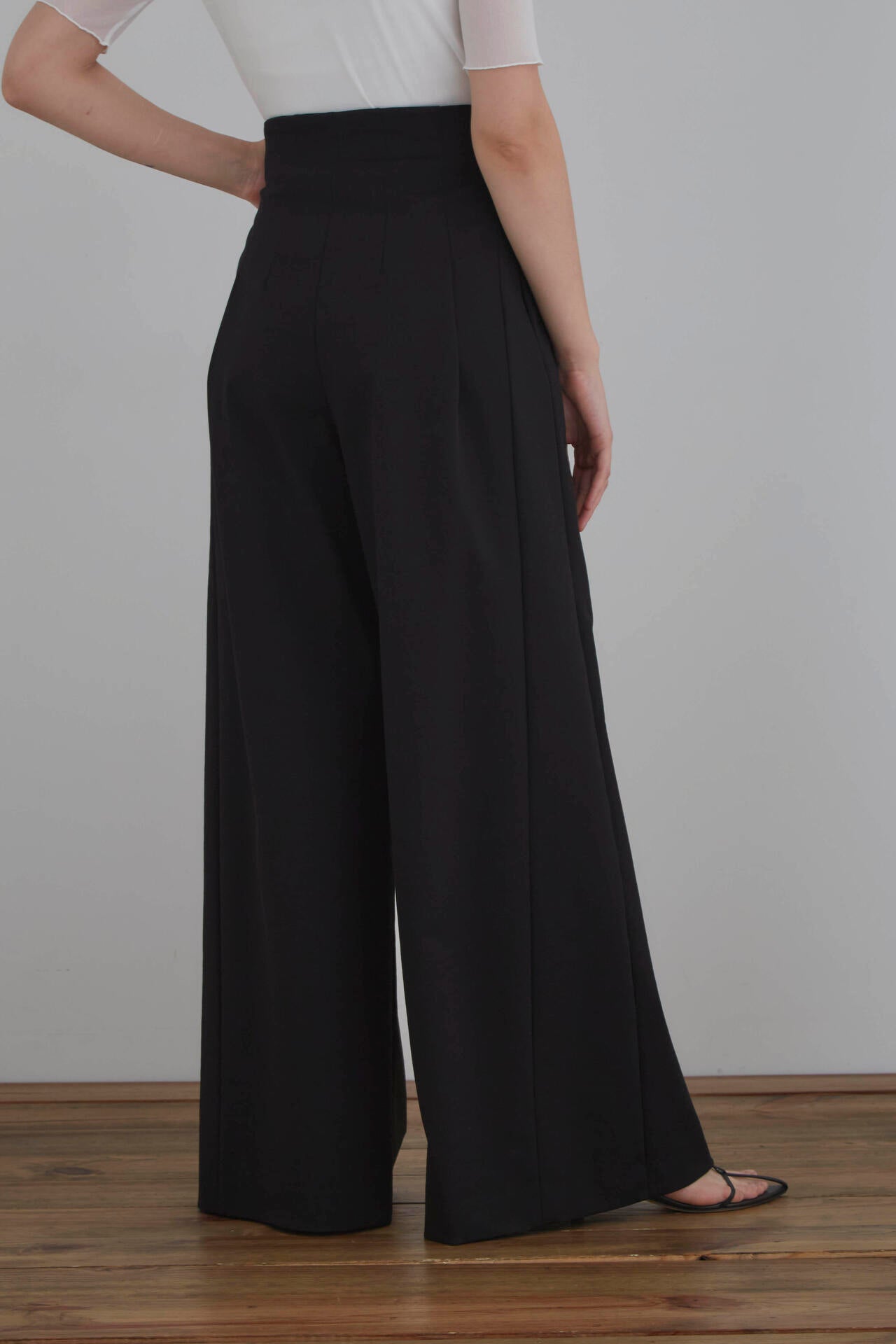 ハイストレッチポンチハイウエストワイドパンツ