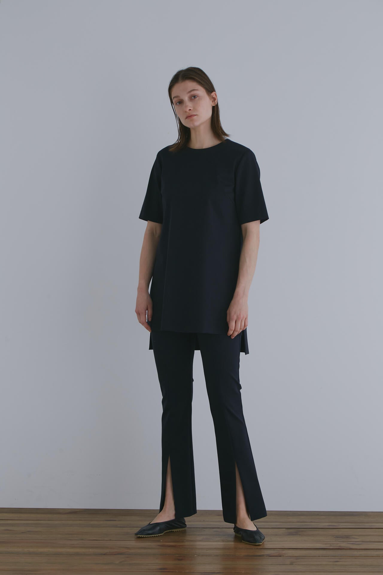 【EC限定】ハイストレッチフロントスリットパンツ（＋10cm丈）