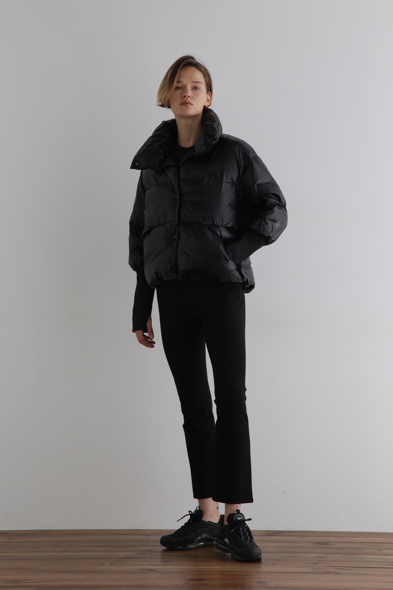 《LE PHIL SPORTS》ストレッチサーモポンチパンツ